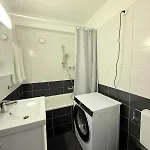 Modern Flat With Big Balcony & Garage Parking Λουγκάνο