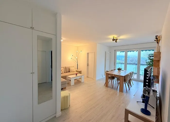 Modern Flat With Big Balcony & Garage Parking