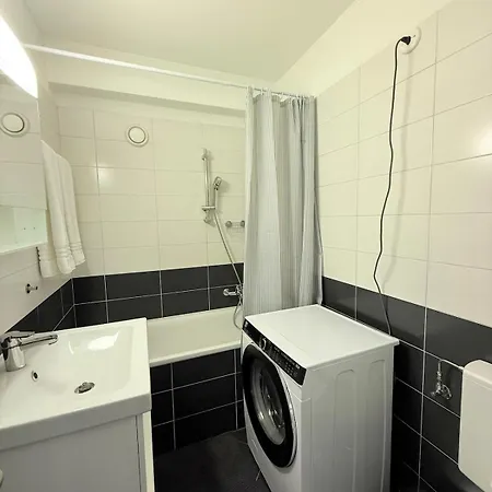 Modern Flat With Big Balcony & Garage Parking Lugano